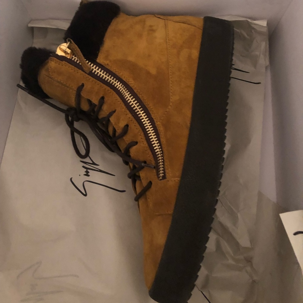 Giuseppe Zanotti sneakers size 43.5 or 10.5us
